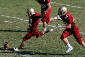 开yun官网-【赛季亮点】球队X实现三连胜势如破竹，三队赛制