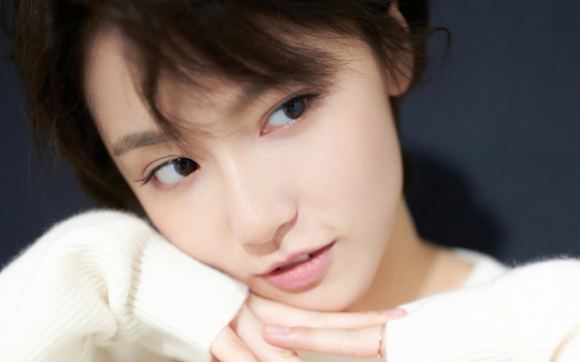 _极地冰川徒步：探索白雪皑皑的冒险之旅_，极地冰川主要在哪里